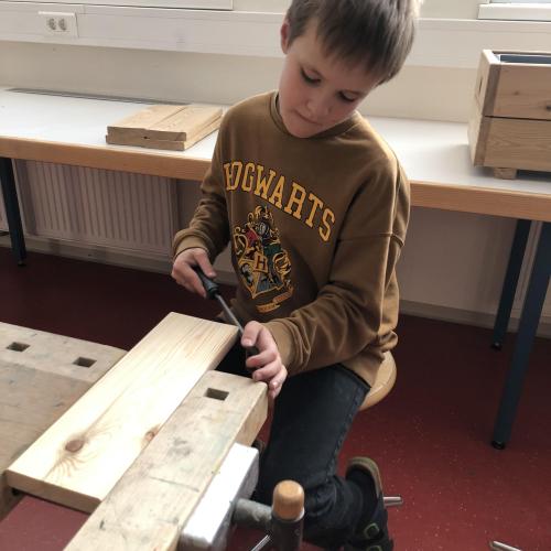 Schulgartenprojekt Pflanzenkisten