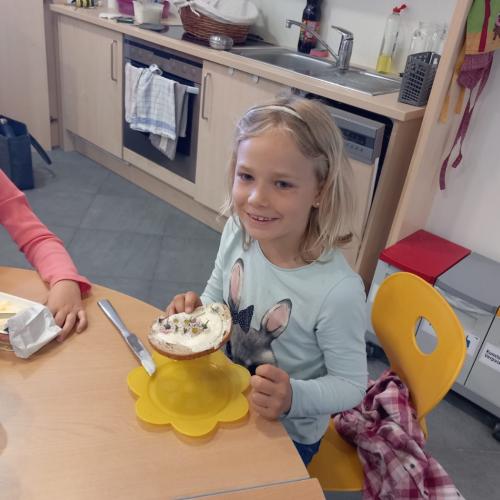 Elfe Fenja und das Gänseblümchen