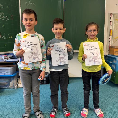 Preisträger der 2. Klasse: Lukas Niederhametner, Kilian Reider & Rosa Gautsch